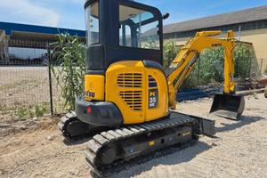 KOMATSU PC 35 MR