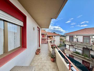 Appartamento di 80 m² con 3 locali e box auto a Ac