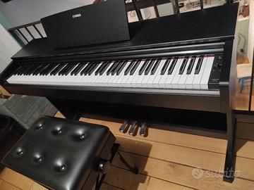 Pianoforte digitale YamahaYPD 143 