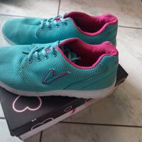 Sneakers sportive in tela