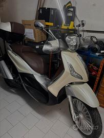 Piaggio Beverly 300