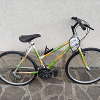 Mountain bike donna