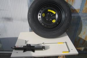 RUOTINO DI SCORTA UNIVERSALE+ACCESSORI X AUDI Q3-5