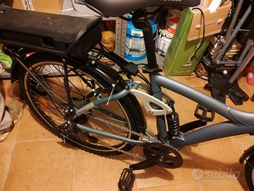 bicicletta elettrica Decathlon 