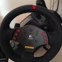 volante e pedaliera momo