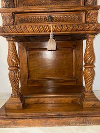 Mobile Stile rinascimentale