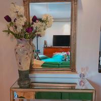 Console con specchio in stile classico