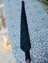 Cravatta ideale per "golfisti"