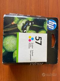 Cartuccia hp numero 57 a colori