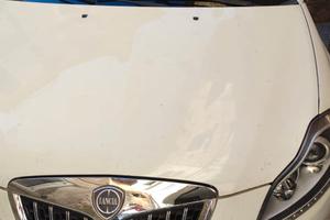 🚗 Lancia Delta 1.6 MJT Diesel 120 CV 2011 Bianca