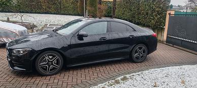 Mercedes cla  200 d premium