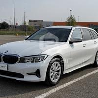 BMW 320d xDrive Touring Business Advantage