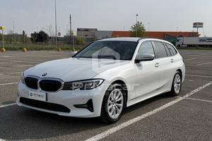BMW 320d xDrive Touring Business Advantage