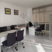 Ufficio con parcheggio privato