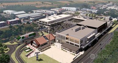 Immobile di 5000 m² con 1 locale a Tradate