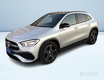 Mercedes GLA 200 d Premium 4matic auto