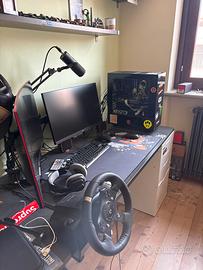 Postazione completa di pc e accessori
