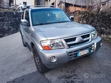 Mitsubishi Pajero 3200 DID anno 2003 km 300000