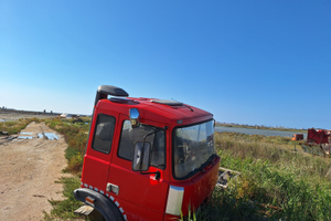 Cabina per camion 135-145-175-190