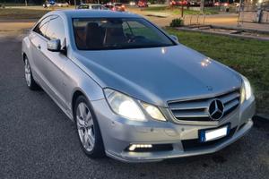 Mercedes E 250 coupe