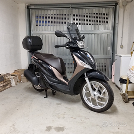 Medly piaggio 150 abs