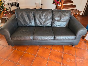 Divano in pelle Ikea 3 posti