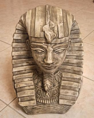 Busto maschera funeraria faraone Tutankhamon 