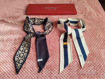 Salvatore Ferragamo Coppia Foulard 💯 % Seta Silk