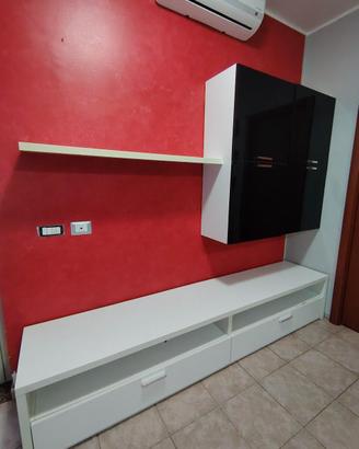 Parete attrezzata 