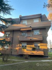 TRILOCALE CON BOX DOPPIO E CANTINA