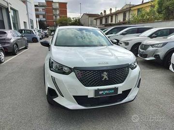 Peugeot 2008 PureTech 100 S&S Allure Pack