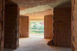 4 LOCALI A FONTE NUOVA