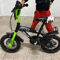 Bicicletta dino bikes bmx taglia 3-5 anni.