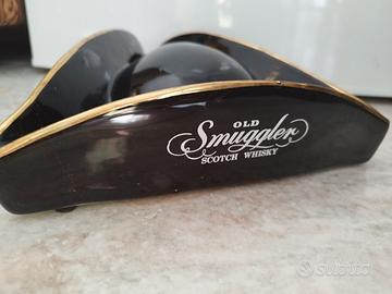 posacenere della Old Smuggler scotch whisky