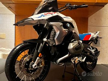 Modellino BMW GS1250