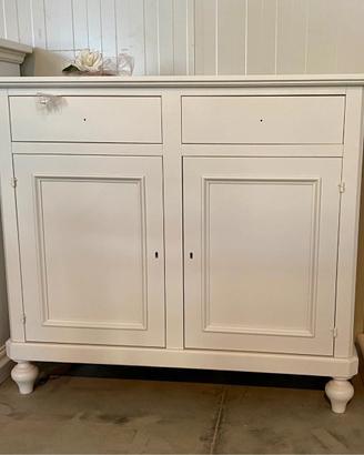 Nuove credenze a 2. 3, 4 ante di vero legno