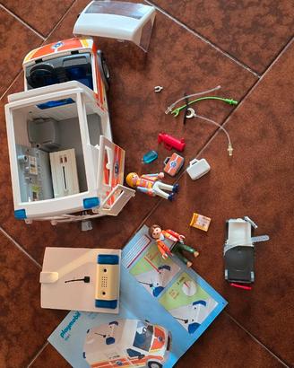 Playmobil Ambulanza+quod,senza scatola.