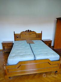 Camera (letto+materassi,comodini, cassettiera)