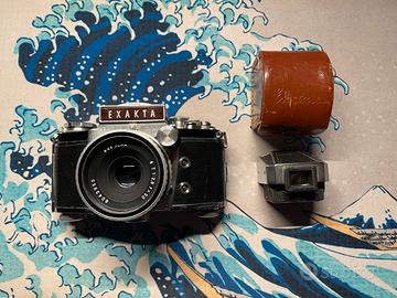 Fotocamera analogica exacta