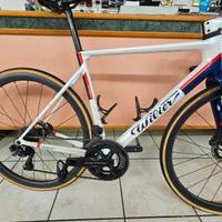 Wilier verticale taglia M con manubrio-cockpit