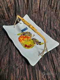 Vassoio con manico in vimini e bamboo realizzato d