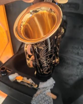 Sax sassofono YIWENG NUOVO mai usato