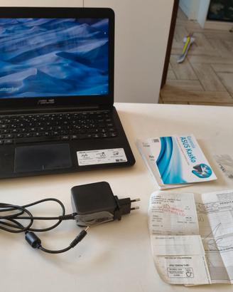 Pc Asus E402M