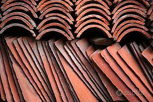 coppi tegole tetto già su bancali