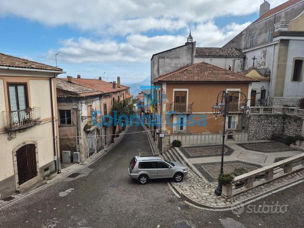 Appartamento con cantina ad Ospedaletto d'Alpinolo