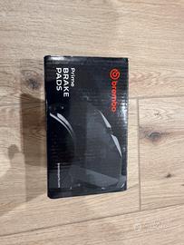 Pastiglie Brembo con sensore di usura 4 pompanti
