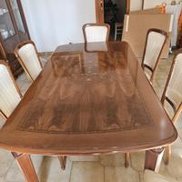 Tavolo classico anni ’70 in legno intarsiato 180x1