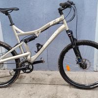 MTB Rockrider 6.3 Full suspension 