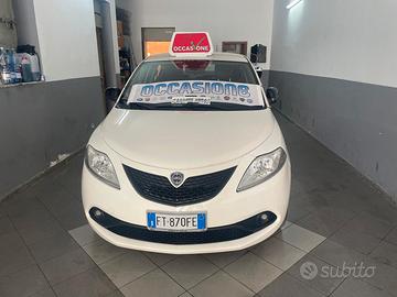 Lancia Ypsilon 1.2 69 CV 5 porte S&S Gold