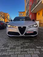 Alfa Romeo Stelvio 2.2 Turbodiesel 210 CV AT8 Q4 V